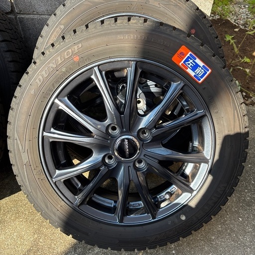 スタッドレスタイヤ　ホイール付き　155/65R14