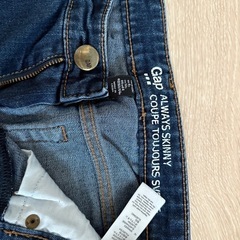 GAPレディースデニムスキニーパンツMサイズの画像