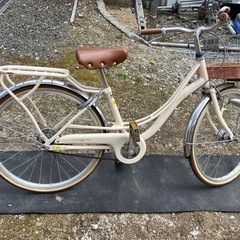 女子自転車22型　3年使用しました　あさひ　カギ、カゴ、オートライト
