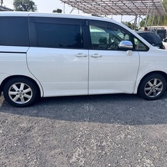 最終値下げ‼️ヴォクシー70 擦り傷有り 令和7年9月21日まで車検有りの画像