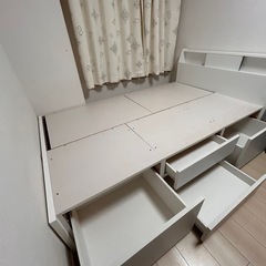 ベッド（棚、コンセント、収納引出し付き）