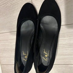 本革パンプス