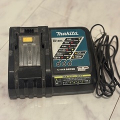 マキタ　インパクトドライバーバッテリー充電器 