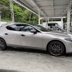 マツダ3  20S ツーリング　6MT