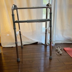 介護　補助具　立時