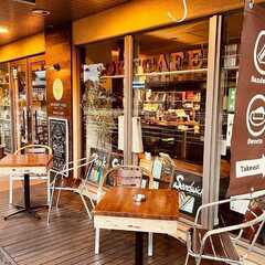 ブックカフェスタッフ　カフェ＆書店業務！