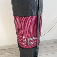 【中古】ヨガマット・収納袋つき