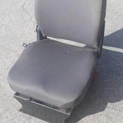 住友バックホー用シート　新車取り外し品(長期保管)　￥500