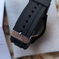 3000円　未使用　箱付き阪神タイガース ウォッチ　黒の腕時計の画像