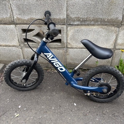 ストライダーキッズバイク ペダル無し自転車 トレーニングバイク
