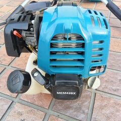 マキタ MEM428X エンジン刈払い機【市川行徳店】【店頭取引限定】【中古】管理番号：ITK8DTC31KGSの画像