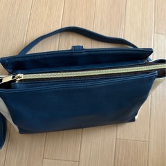 ショルダーバッグの画像