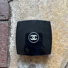 CHANEL アイシャドウ
