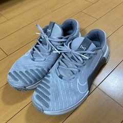 美品ナイキ トレーニングシューズ28.5cmの画像