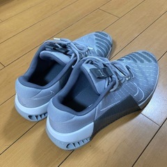 美品ナイキ トレーニングシューズ28.5cmの画像