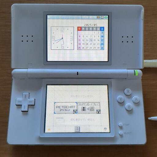 任天堂DSLite本体 (TM) 木曽川のポータブルゲーム《ニンテンドー
