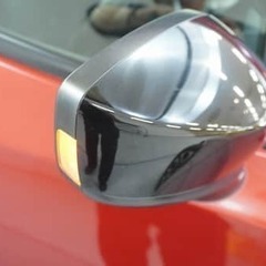 赤いボディが目を引く👀💡マツダ デミオ XDツーリング