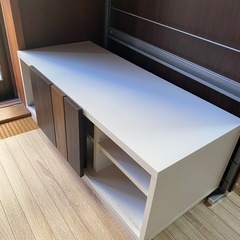 テレビ台　収納オシャレ　白インテリア家具の画像