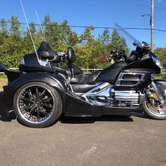 ホンダ ゴールドウィング GL1800トライクの画像