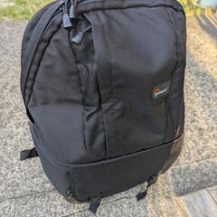 カメラバック　Lowepro  ファストパック200