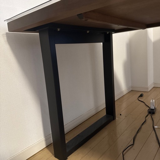 ダイニングテーブル