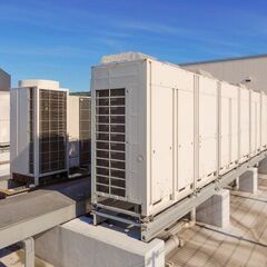 エアコン部品の製造業務～未経験者OK・土日休み・高収入
