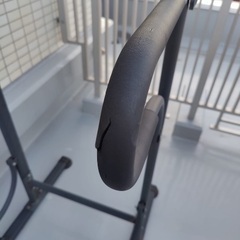 懸垂マシン　プルアップバーの画像