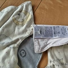 スタイ４枚とオマケ１枚の画像