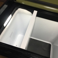 マキタ‼️makita‼️充電式保冷温庫‼️CW004G‼️純正バッテリーBL1860B2個付き‼️中古‼️美品‼️の画像
