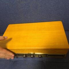 ラジオ付きレコードプレーヤー