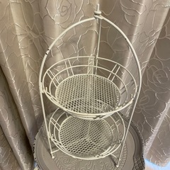 可愛いアイアンサークルスタンド　2段の画像