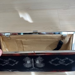 蝶模様の和装用クラッチバッグの画像