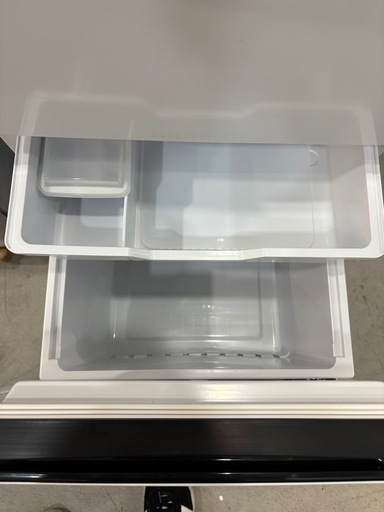 大幅割引！！/配送可【ハイセンス】135L ファン式冷蔵庫☆2022年製