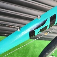 【クロスバイク】GIANT ジャイアント ESCAPE R3 エスケープアールスリー スポーツ自転車買取中【引取限定・現状渡し】三重県の画像