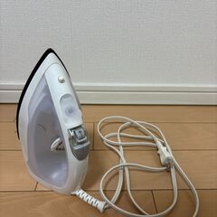 【値下げ】ニトリスチームアイロン＋アイロン台セットの画像