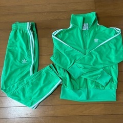 adidasジャージ上下セット