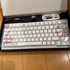 CORSAIR K65 PLUS WIRELESS キーボードの画像