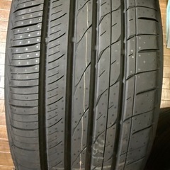 タイヤ　新品　215/50R18  1本の画像