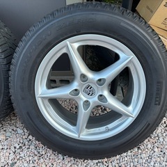 カイエン　トゥアレグ　18インチ　255/60R18 ピレリ　バリ山　4本　サマータイヤ　夏タイヤ
の画像