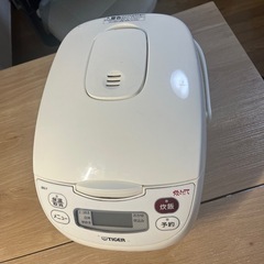 【美品】タイガー 炊飯器 JBG-Y100（1.0L）