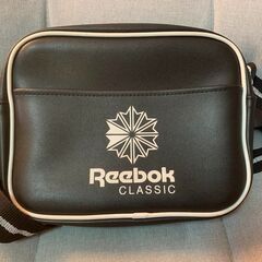 Reebok CLASSIC ショルダーバッグ ブラック ヴィン...
