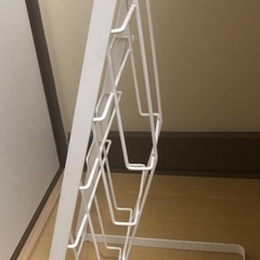 美品【マガジンラック】の画像