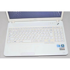 15.6型ワイドノートパソコンの画像