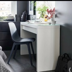 IKEA マルム　ドレッサー　テーブル