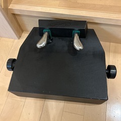 ピアノ 補助ペダル メーカー不明
