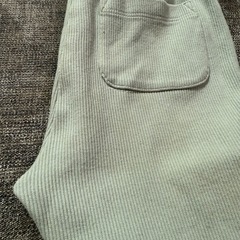 UNIQLOレギンス10分丈　110センチ　2本の画像