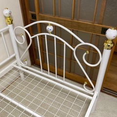 お取引相手決まりました。【無料】ベットフレームの画像