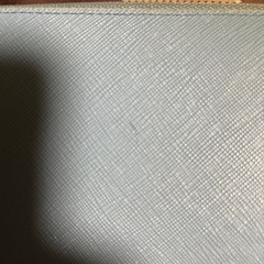 ラウンドファスナー　長財布　水色の画像