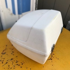 リアボックスの画像