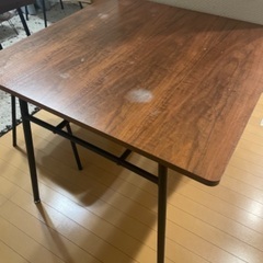 ニトリ木製ダイニングテーブル ブラウン (S K) 大田のテーブル
